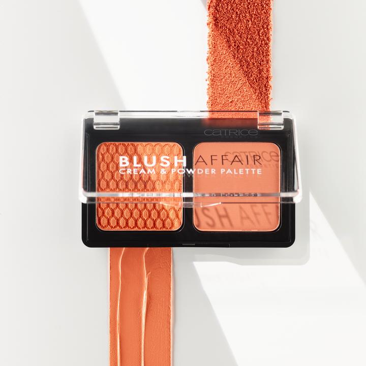 Actual product image Catrice Blush Affair Cream & Powder Palette (030 - Absolute Apricot)