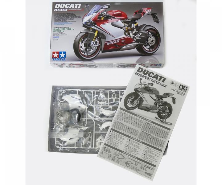 Produktbild Tamiya Ducati 1199 Panigale S Tricolore