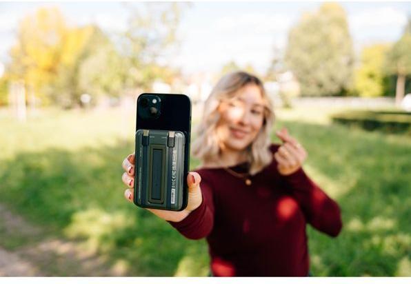 Produktbild Verbatim CnG 2C PB Wless 5000mAh Grey (5000 mAh, 20 W, 35.80 Wh)