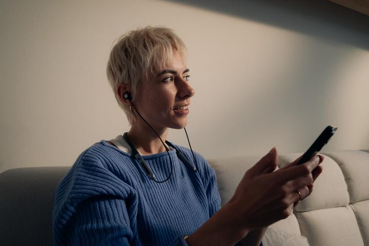 Actual product image Verbatim TruSound ANC Neckband (28 h, Wireless)