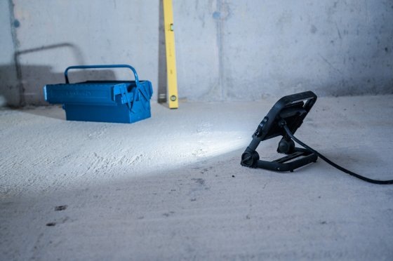 Produktbild Brennenstuhl Scheinwerfer LED JARO 4060 M 30 W (3450 lm)