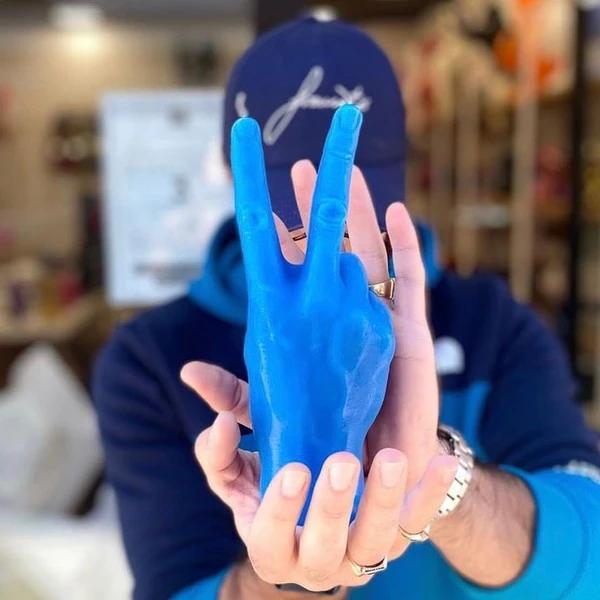 Image du produit Candle Hand Victoire (1 pcs)
