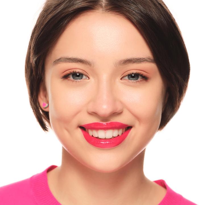 Image du produit essence GLOSSY GLAZE high shine lipstick rouge à lèvres brillant (04 -Red-Dy For The Day)