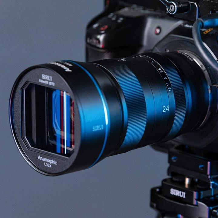 Produktbild Sirui 24mm 1:2.8 Anamorphic 1.33x S35 L-Mount (Neuheit) (L-Mount)