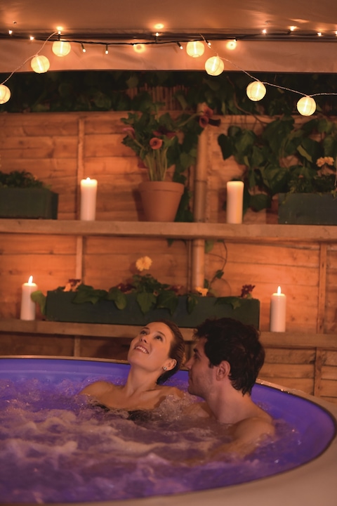 Produktbild Bestway Lay-Z-Spa Paris (4 Pers.)