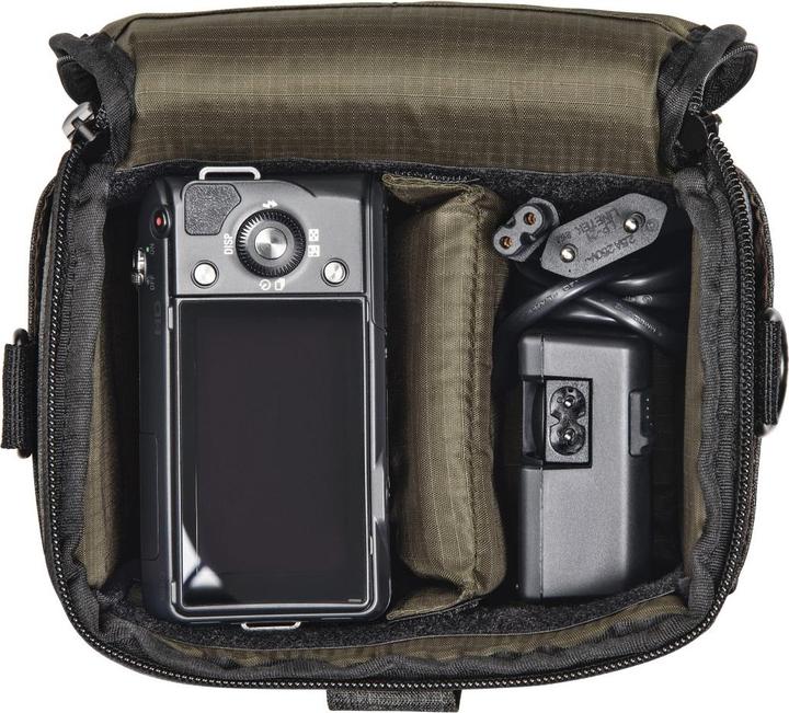 Actual product image Hama Terra 110 (Camera bag, 1 l)