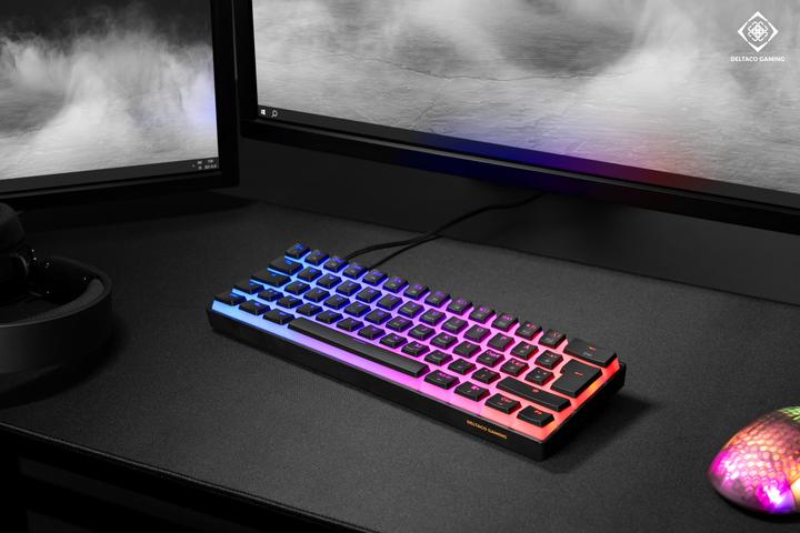 Produktbild Deltaco GAM-075V2 (Skandinavisch, Kabelgebunden)