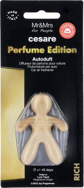 Bois, Cannelle, Cuir, Mandarine, Menthe poivrée, Oriental, Patchouli, Roses