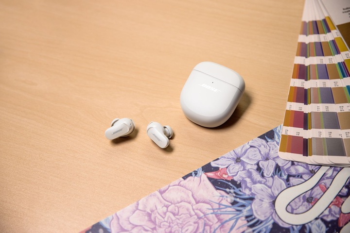 Image du produit Bose Écouteurs QuietComfort II (ANC, 6 h, Sans fil)