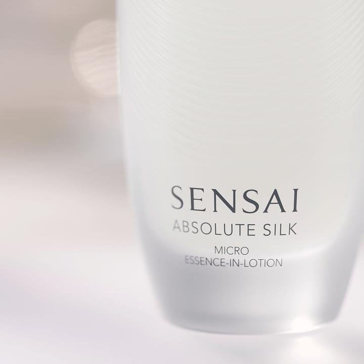 Produktbild Sensai Kanebo Silk Absolue Silk Micro Ess in Lotion (125 ml)
