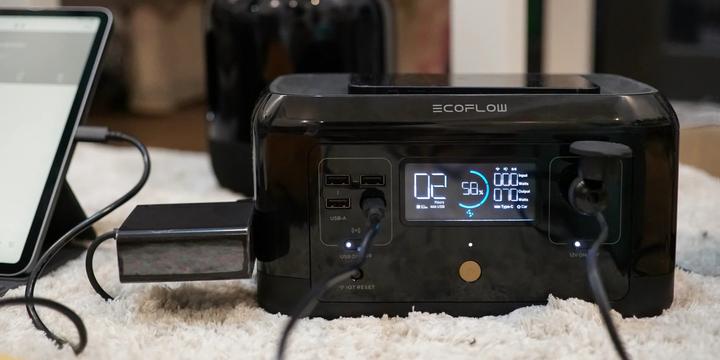 Produktbild EcoFlow River Mini Wireless (EU) (210 Wh, 2.85 kg)