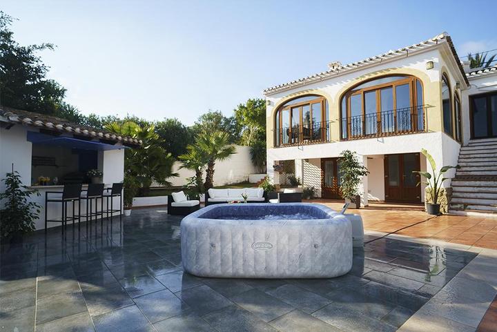Image du produit Bestway Lay-Z-Spa Spa gonflable San Francisco Sm art HydroJet Pro Efficacité énergétique (7 pers.)