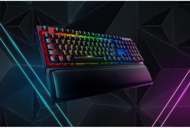Image du produit Razer BlackWidow V3 Pro (US, Filaire, Sans fil)