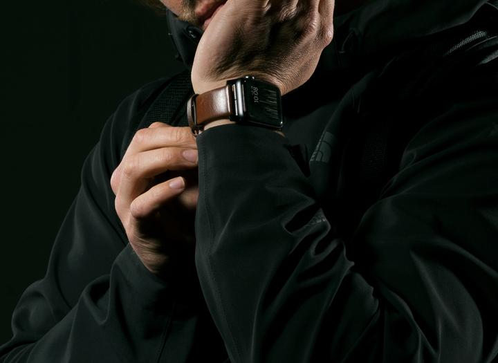 Image du produit Nomad Sangle de connexion moderne (44 mm, Acier inoxydable, Cuir)