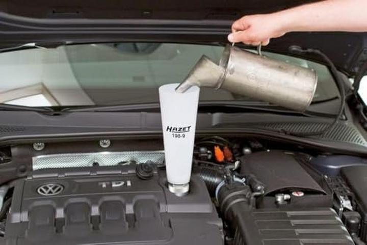 Produktbild HAZET Motoröl-Fülltrichter 198-10/2 ∙ Anzahl Werkzeuge: 2