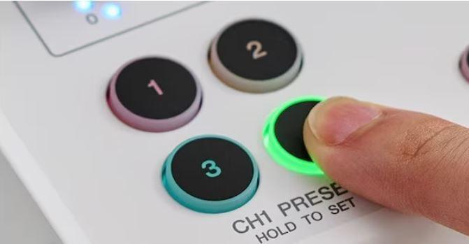 Immagine prodotto Yamaha AG08 Mixer nero per lo streaming live (Mixer da studio e live)