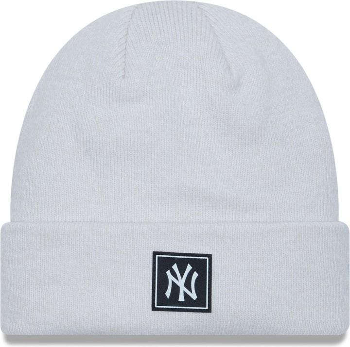 Actual product image New Era Winter Beanie - Patch New York Yankees Stone