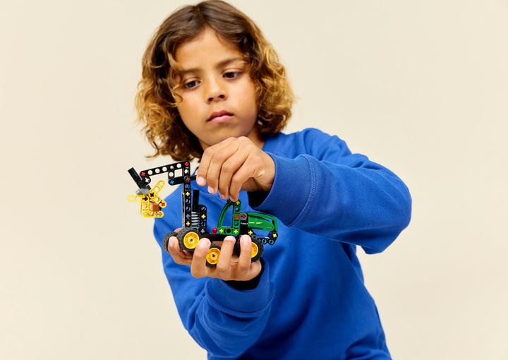 Image du produit LEGO John Deere 1470H Rad-Harvester (42218, LEGO Technic)