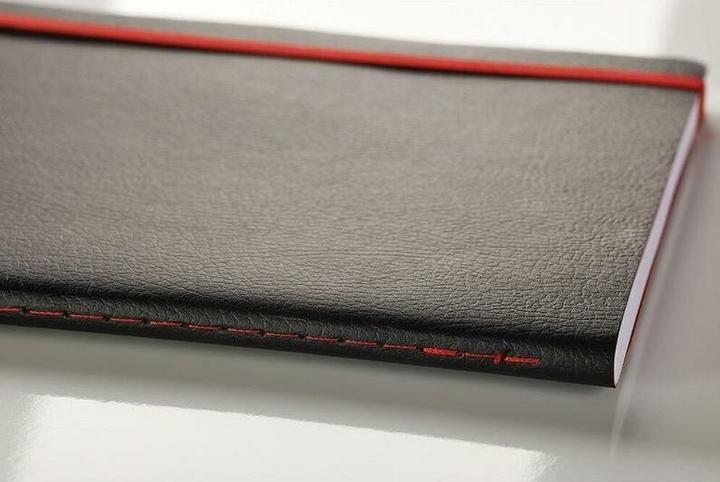 Produktbild Oxford Black n'Red Business Journal (B5, Liniert, Weicher Einband)