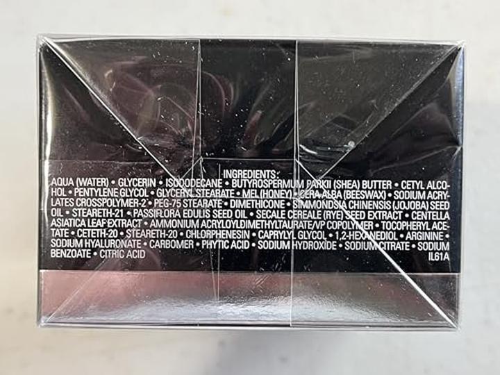 Actual product image Chanel Le Lifting Pro Crème Volume (50 ml, 24h cream)