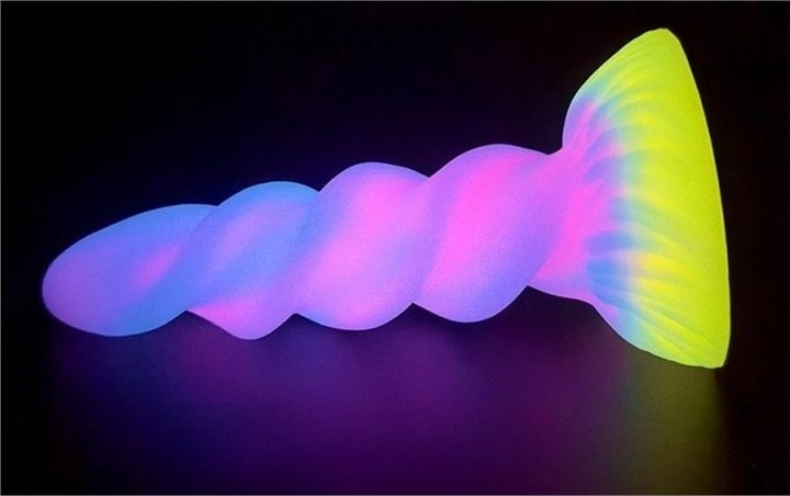 Immagine prodotto Unicorny Dildo "Unicorno a spirale" fosforescente