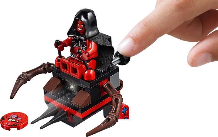 Actual product image LEGO Nexo Knights Jestro's volcano fortress (70323, LEGO Nexo Knights)