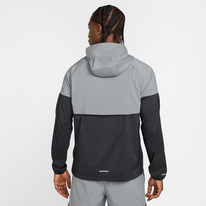 Image du produit Nike Impossible Light Windrunner Jacket (L)