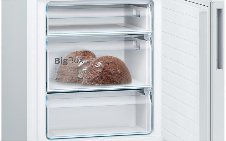 Actual product image Bosch Hausgeräte KGE49AWCA (419 l)