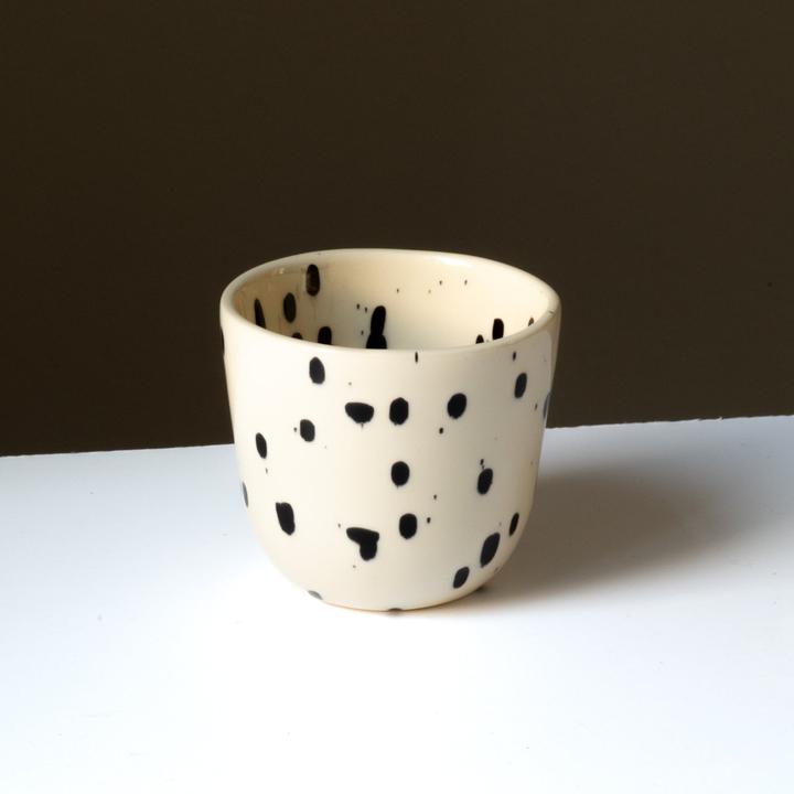 Produktbild Atelier Agave Cappuccino Becher Black Dots (200 ml, 1 x)