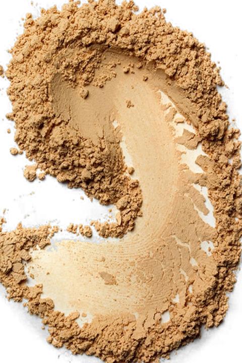Actual product image Bobbi Brown Skin Weightless Powder Fond de Teint (re) Natural (No. 4 - Natural)