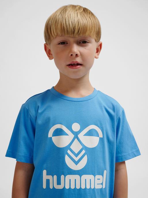 Actual product image hummel hmlTRES T-SHIRT S/S (176)