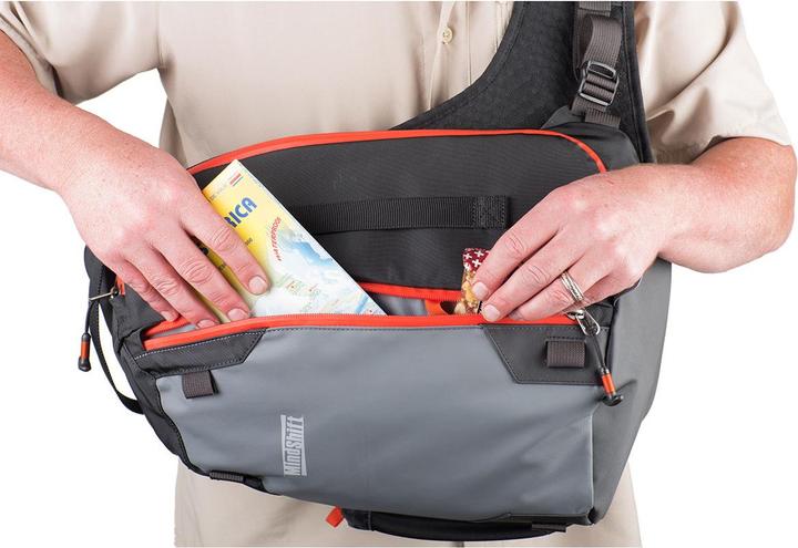 Actual product image Think! Tank PhotoCross 10 - orange ember (Camera backpack, 7.50 l)