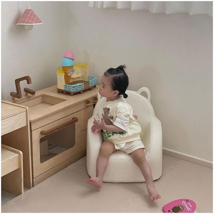 Actual product image Dwinguler Ice Bear (Child armchair)