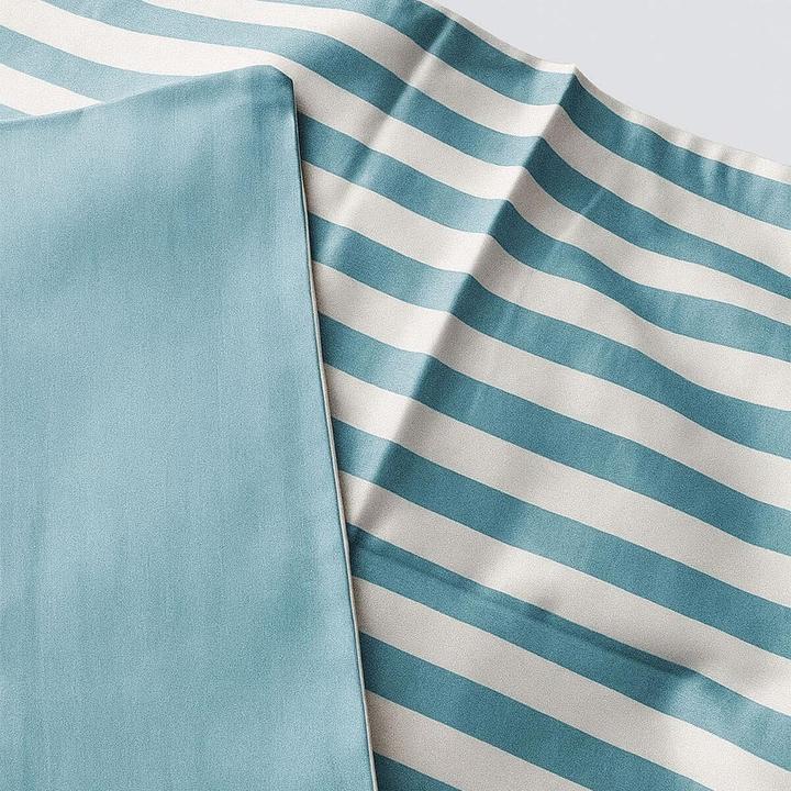 Actual product image Traumschlaf Los Angeles (Bedding set, 160x210 cm + 65x100 cm)