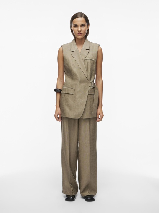 Produktbild Rouge Edit Elegante Weste (42)