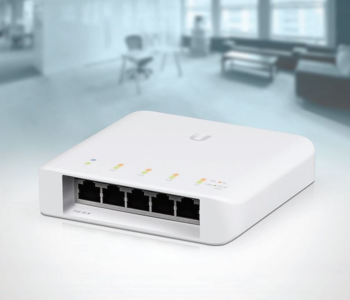 Productafbeelding Ubiquiti UnifiFlex: Outdoor 5Port PoE Switch (5 Havens)