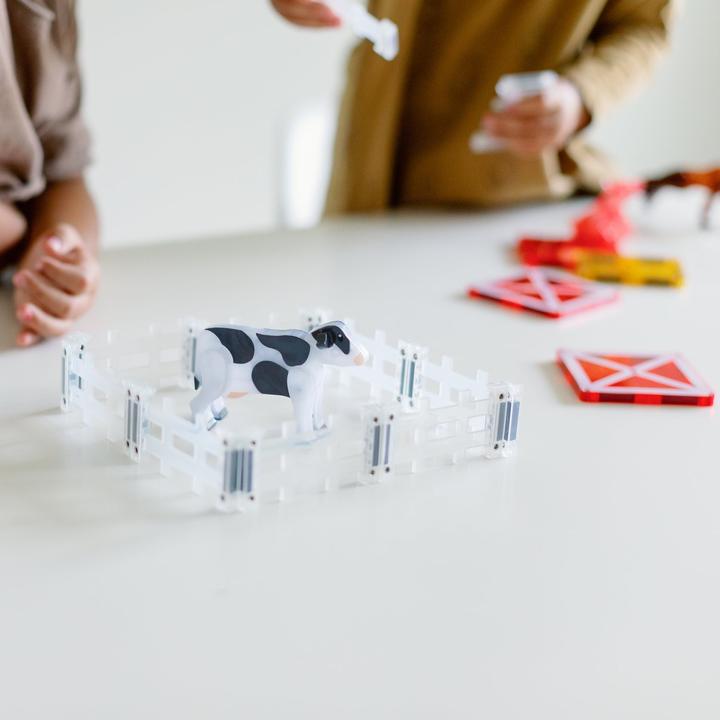 Actual product image Magna-Tiles Farm Animals Set (25 pieces)