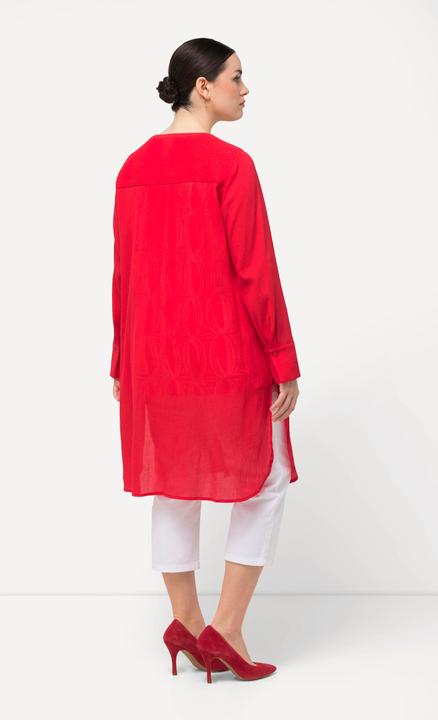 Image du produit Ulla Popken Blouse longue à tissu texturé. Ligne A avec col tunisien et manches longues (46, 48)