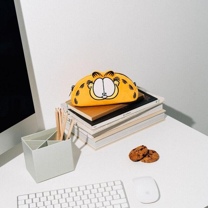 Immagine prodotto Grupo Erik Astuccio Plush Garfield