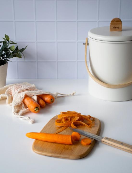 Produktbild Pebbly 4tlg. Zero Waste Set Schneidebr. Messer Sack Kompostb