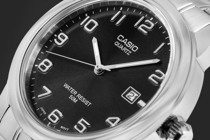 Actual product image Casio Collection - MTP-1221A-1AVEG (Analogue wristwatch, 39 mm)