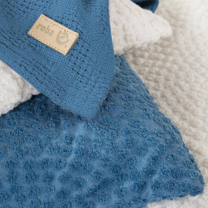 Actual product image Roba Nest suitable for cots 60x120cm or 70x140 cm 'Seashells' indigo