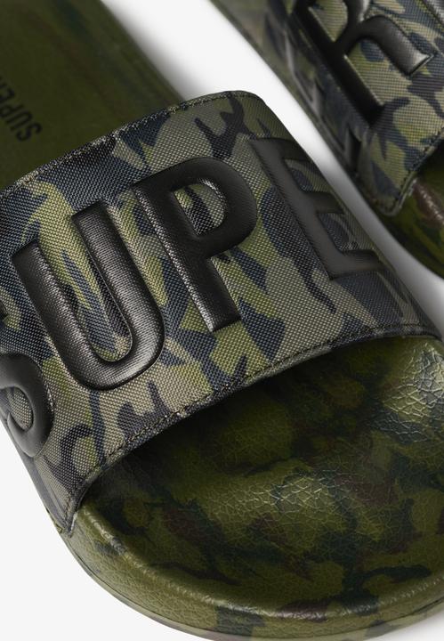 Produktbild Superdry Core Badesandalen mit Tarnmuster (40, 45)