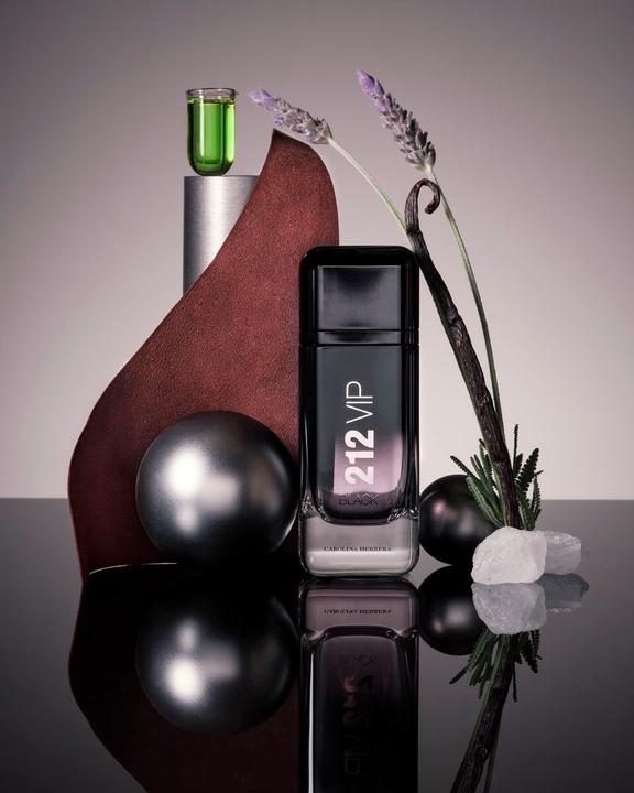 Actual product image Carolina Herrera 212 VIP Menack Eau de Parfum - 100ml (Eau de parfum, 100 ml)