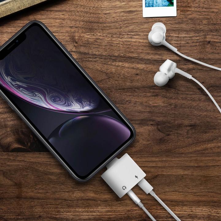 Produktbild Avizar Lightning / 3,5mm Lade-/Audioadapter (Lightning, 3.5mm Klinke)