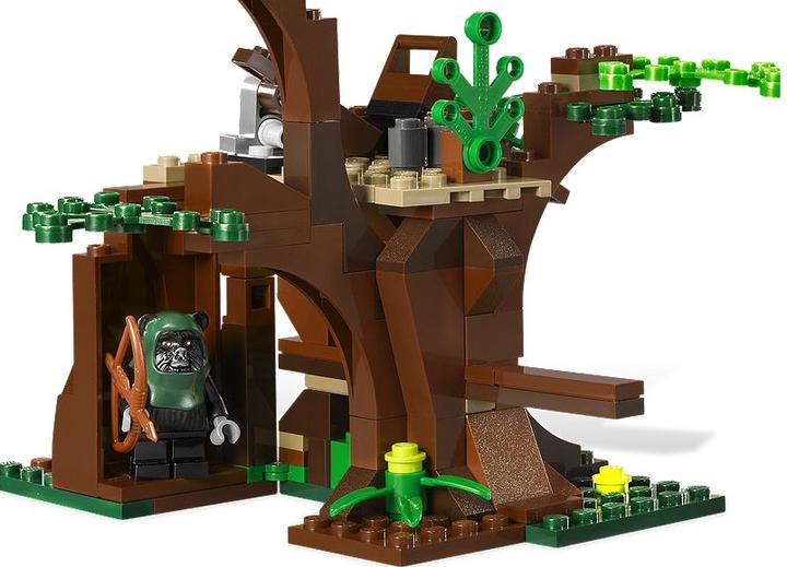 Produktbild LEGO Ewok Attack (7956, LEGO Star Wars)