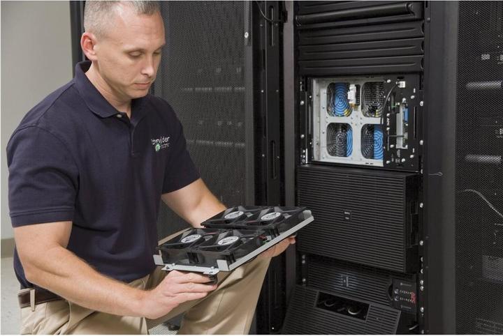 Produktbild APC EcoStruxure Asset Advisor Service Upgrade to Factory Warranty or Existing Servic