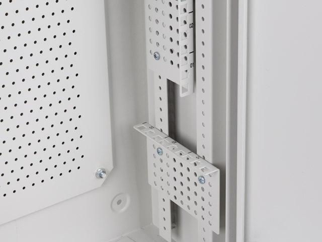 Produktbild Lanberg SZAFA INSTALACYJNA RACK WISZĄCA 19 6U+3U 540X200 NISKOPROFILOWA SZARA (ZŁOŻONA) (6 HE, 19 Zoll Rack)