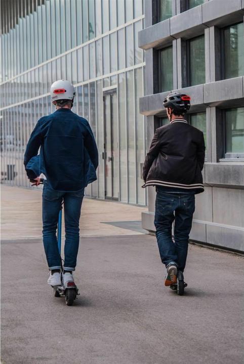 Actual product image Cosmo Connected bike helmet road (59 - 61 cm)