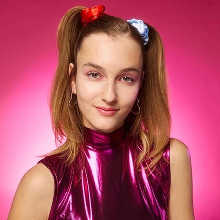 Produktbild essence Harley Quinn Eyeshadow Palette Hey Puddin' / 10,2 g